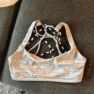 Lululemon sports bra